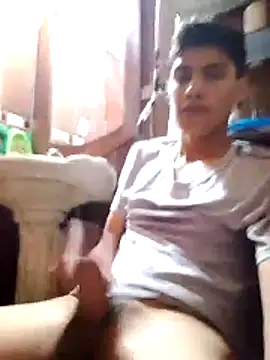 Snapshot of aispuro8505 chatting on 06-14-26, 06:37 aispuro8505 online show from 06-14-26, 06:37