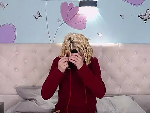 Aaron Fordd online show from 12-18-25, 05:30