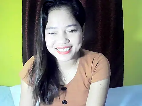 Snapshot of xmaldita18 chatting on 09-15-25, 05:57 xmaldita18 online show from 09-15-25, 05:57
