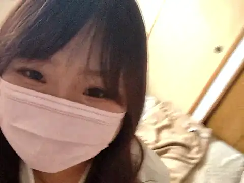 Snapshot of AYA_dayo chatting on 10-21-25, 02:12 AYA dayo online show from 10-21-25, 02:12