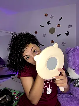 ViolettaMiller  online show from 10-27-25, 01:04