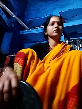 Jooli xx online show from 10-15-25, 02:01