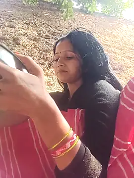 Jooli xx online show from 11-30-25, 05:44