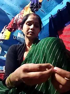 Jooli xx online show from 03-24-26, 02:55