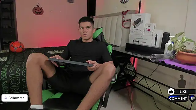 Jack castell online show from 09-30-25, 11:37