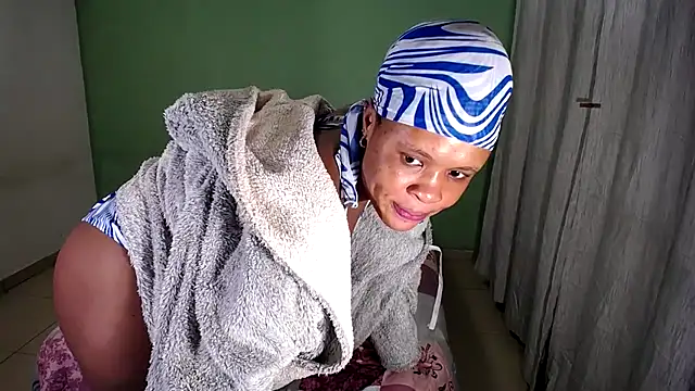 BendMeOverXX online show from 12-14-25, 09:52