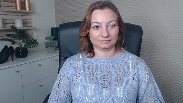 angelaSamt online show from 11-13-25, 06:34