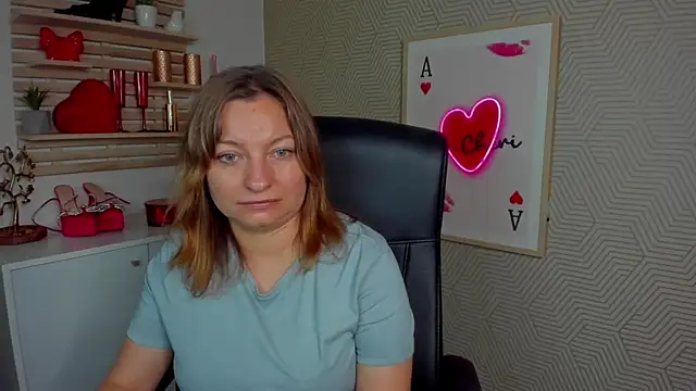 Snapshot of angelaSamt chatting on 07-07-26, 07:23 angelaSamt online show from 07-07-26, 07:23