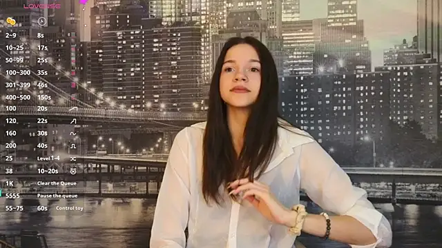 Snapshot of VelvetRisque chatting on 05-02-26, 06:29 VelvetRisque online show from 05-02-26, 06:29
