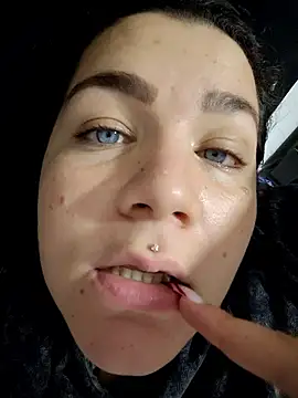 Snapshot of angelcurvyxtremx69 chatting on 02-19-26, 02:40 angelcurvyxtremx69 online show from 02-19-26, 02:40