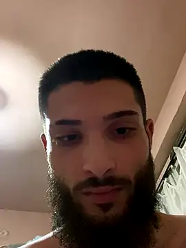 Snapshot of eetme827 chatting on 11-02-25, 10:01 eetme827 online show from 11-02-25, 10:01