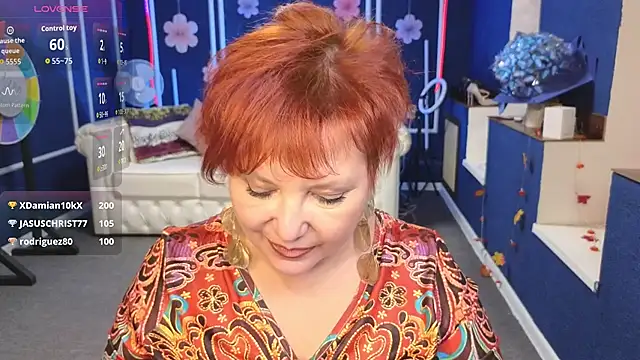 Kira Kenett online show from 11-26-25, 06:09