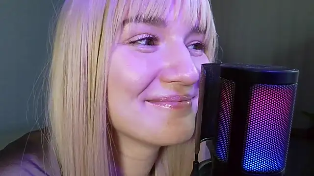 LunaXLoverx online show from 10-08-25, 10:18