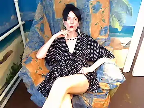 Snapshot of Bastet12 chatting on 06-15-26, 02:19 Bastet12 online show from 06-15-26, 02:19