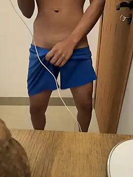 Snapshot of oconnnel chatting on 10-26-25, 07:31 oconnnel online show from 10-26-25, 07:31