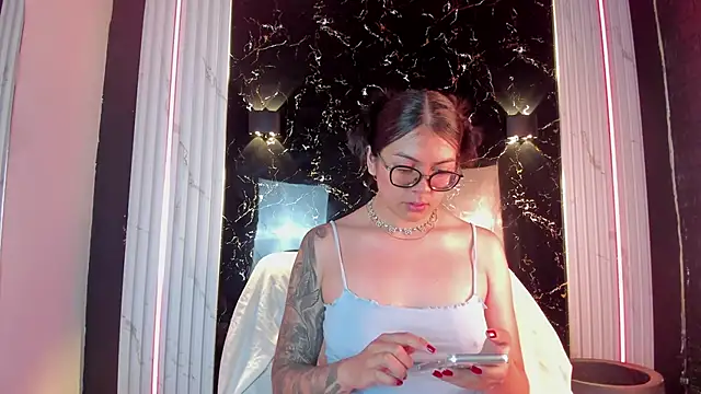 LolaXXXperience online show from 09-23-25, 11:13