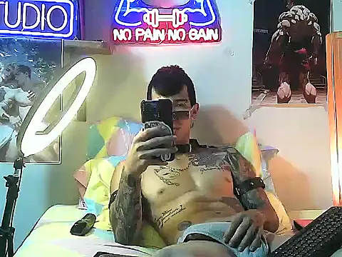 Strongcockfitness online show from 10-29-25, 09:05