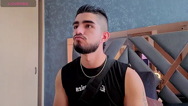 zayn maximoff online show from 10-14-25, 05:47