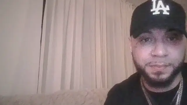 Snapshot of Brownroyal chatting on 09-12-25, 05:29 Brownroyal online show from 09-12-25, 05:29