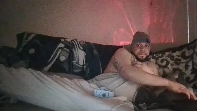 Snapshot of Brownroyal chatting on 10-12-25, 03:22 Brownroyal online show from 10-12-25, 03:22