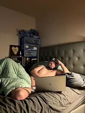 Snapshot of Brownroyal chatting on 11-19-25, 03:34 Brownroyal online show from 11-19-25, 03:34