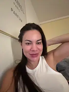 Snapshot of SweetMeiiii chatting on 09-09-25, 08:19 SweetMeiiii online show from 09-09-25, 08:19