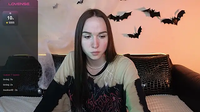 Angeel Kate online show from 10-29-25, 05:25