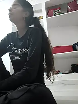 Snapshot of Hot-Soniya2 chatting on 09-09-25, 06:02 Hot-Soniya2 online show from 09-09-25, 06:02