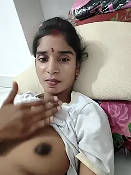 Snapshot of Hot-Soniya2 chatting on 09-23-25, 05:38 Hot-Soniya2 online show from 09-23-25, 05:38