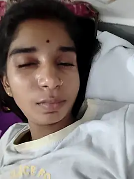 Snapshot of Hot-Soniya2 chatting on 09-28-25, 09:53 Hot-Soniya2 online show from 09-28-25, 09:53