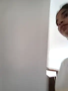 Snapshot of Hot-Soniya2 chatting on 10-06-25, 06:11 Hot-Soniya2 online show from 10-06-25, 06:11