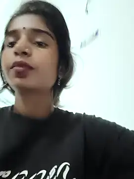 Snapshot of Hot-Soniya2 chatting on 10-30-25, 04:03 Hot-Soniya2 online show from 10-30-25, 04:03