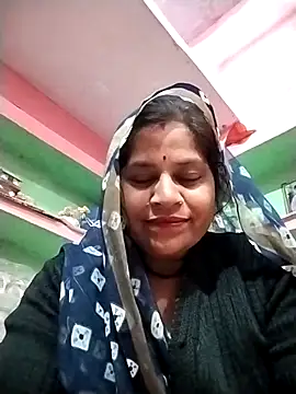 Snapshot of Hot_babli54 chatting on 10-30-25, 04:08 Hot babli54 online show from 10-30-25, 04:08