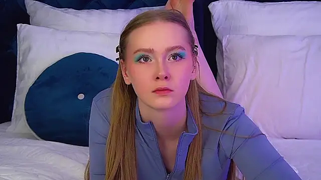 AgataFoxley online show from 03-10-26, 06:40