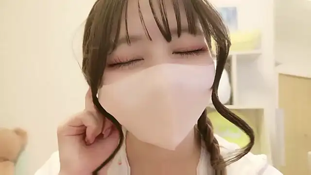 Snapshot of JP_Momo_o0 chatting on 09-10-25, 07:19 JP Momo o0 online show from 09-10-25, 07:19