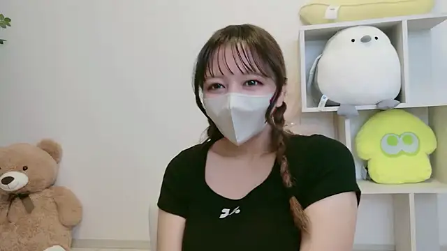 Snapshot of JP_Momo_o0 chatting on 10-02-25, 07:15 JP Momo o0 online show from 10-02-25, 07:15