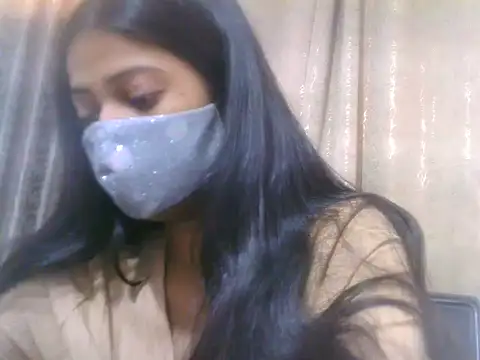Snapshot of Sweety_Live chatting on 10-16-25, 04:24 Sweety Live online show from 10-16-25, 04:24