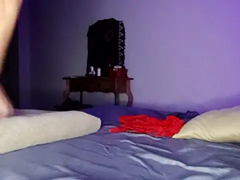 Snapshot of xlatinastar chatting on 01-17-26, 08:12 xlatinastar online show from 01-17-26, 08:12