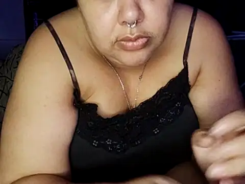 Snapshot of xlatinastar chatting on 02-15-26, 06:10 xlatinastar online show from 02-15-26, 06:10