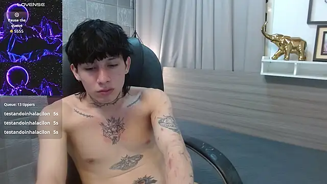 Iantwink18 online show from 11-16-25, 03:56