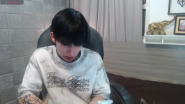 Iantwink18 online show from 01-16-26, 04:05