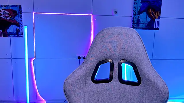 AliceCUNTach online show from 10-04-25, 05:05