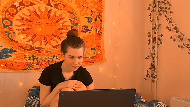 AliceCUNTach online show from 03-06-26, 05:04