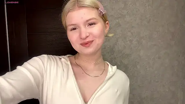 ShontaWasilko online show from 02-09-26, 09:19