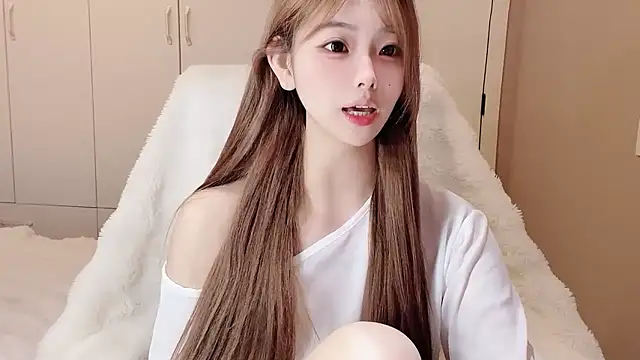 xiaoyugan-99 online show from 01-10-26, 03:58