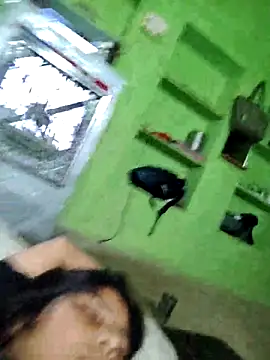 Snapshot of Hot_lali_555 chatting on 09-15-25, 12:43 Hot lali 555 online show from 09-15-25, 12:43