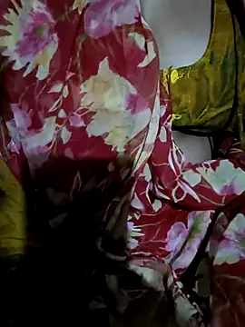 Snapshot of Hot_lali_555 chatting on 09-17-25, 03:57 Hot lali 555 online show from 09-17-25, 03:57