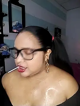 Snapshot of Angelly_ricura chatting on 10-23-25, 03:00 Angelly ricura online show from 10-23-25, 03:00