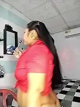 Snapshot of Angelly_ricura chatting on 10-25-25, 02:24 Angelly ricura online show from 10-25-25, 02:24