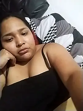 Snapshot of Angelly_ricura chatting on 11-23-25, 01:49 Angelly ricura online show from 11-23-25, 01:49